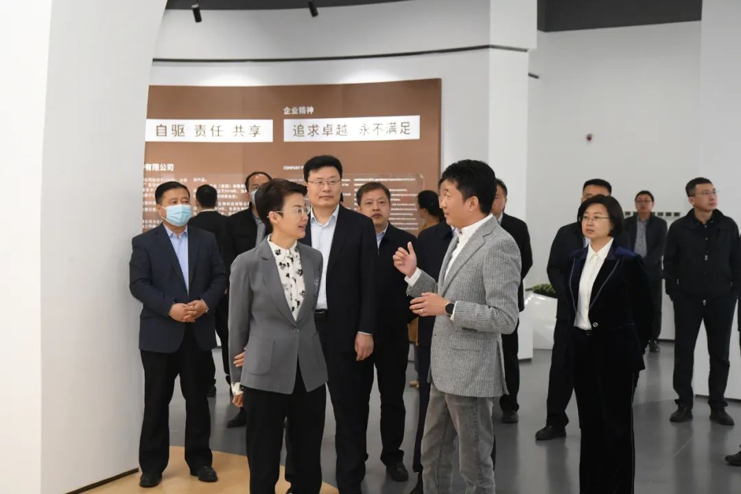 山东省副省长王桂英来乐鱼买球·（中国）官方网站集团调研